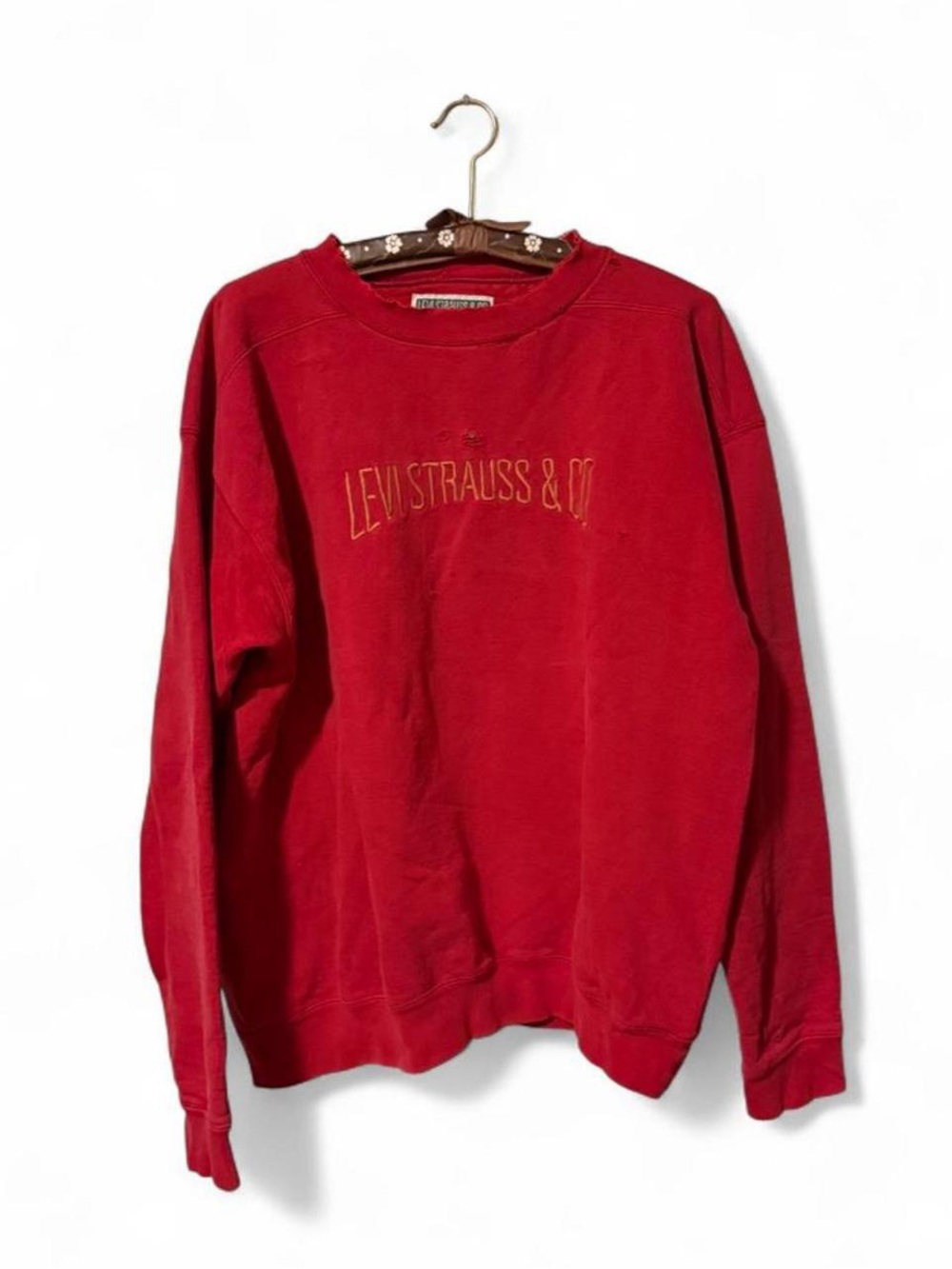 Levi's vintage Men's Red Crewneck Sweatshirt with Gold Embroidered Logo